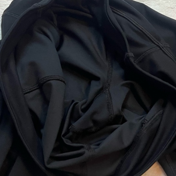 Under Armour Capri Leggings Heat Gear Black Blue Small Pull On Athletic Stretchy - Picture 7 of 8